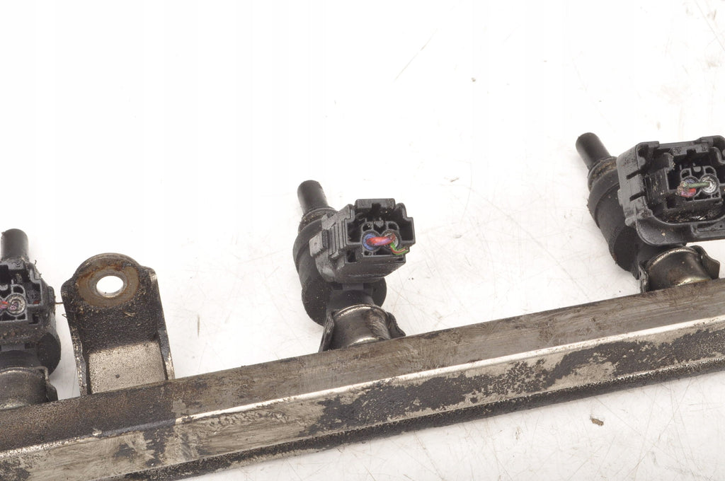 SEAT LEON AND 1.8 INJECTION RAIL 06A906031AF