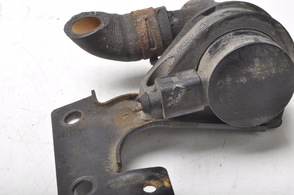 SEAT LEON II 2.0 TFSI WATER PUMP 05-09
