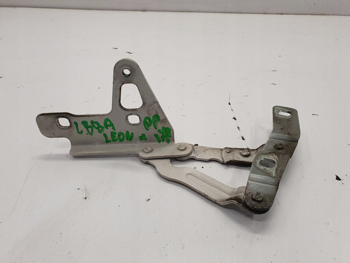 SEAT LEON II LIFT MASK HINGE RIGHT LB9A 1P0823302