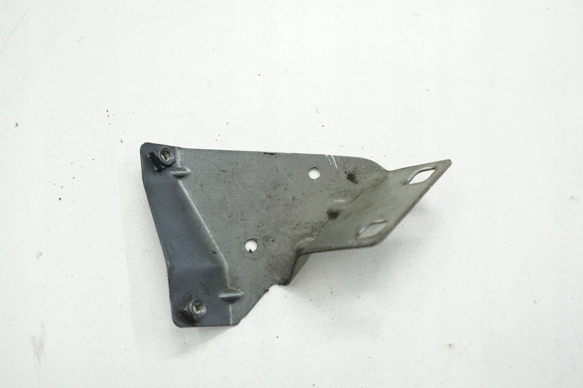 SEAT LEON III 14R BRACKET FENDER MOUNT LX7R LEFT FRONT 5F0821183A