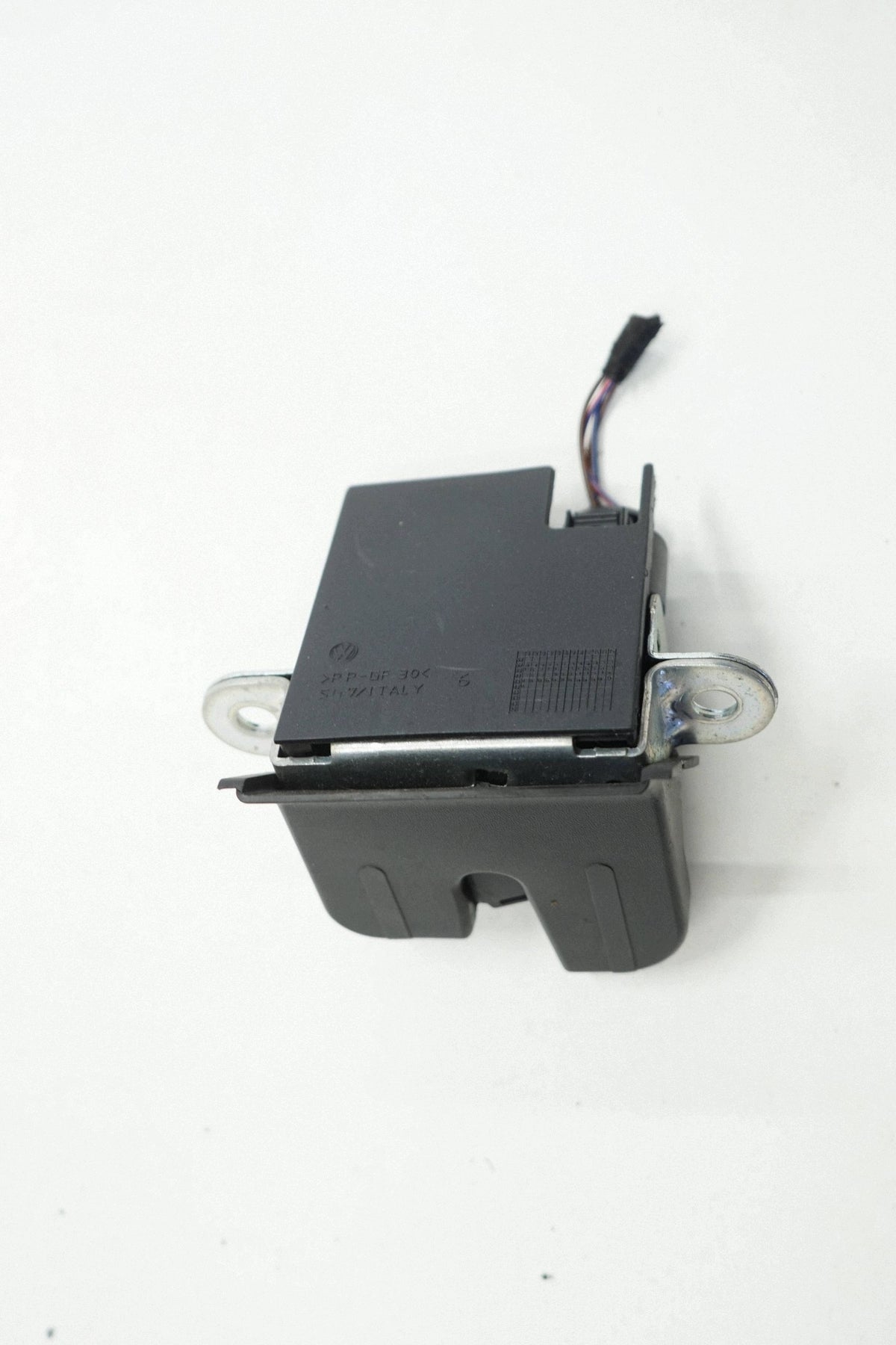 SEAT LEON III 14R HATCHBACK 3-DOOR TAILGATE LOCK 5F3827505C