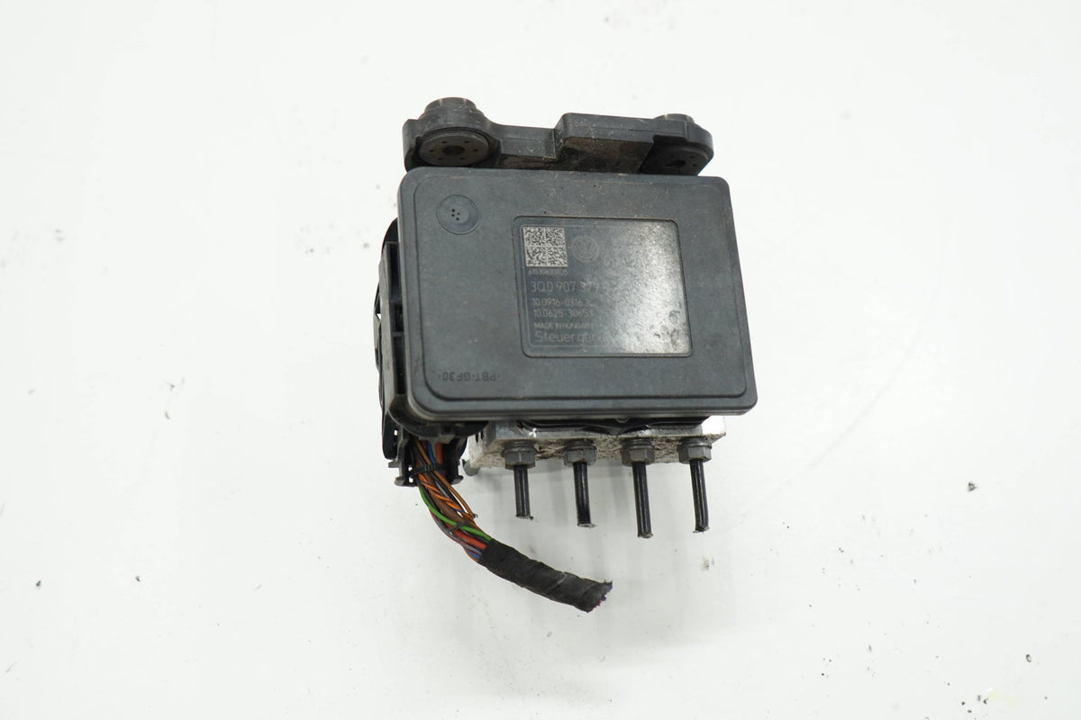 SEAT LEON III 15R 2.0TDI BRAKE PUMP ABS 3Q0907379P