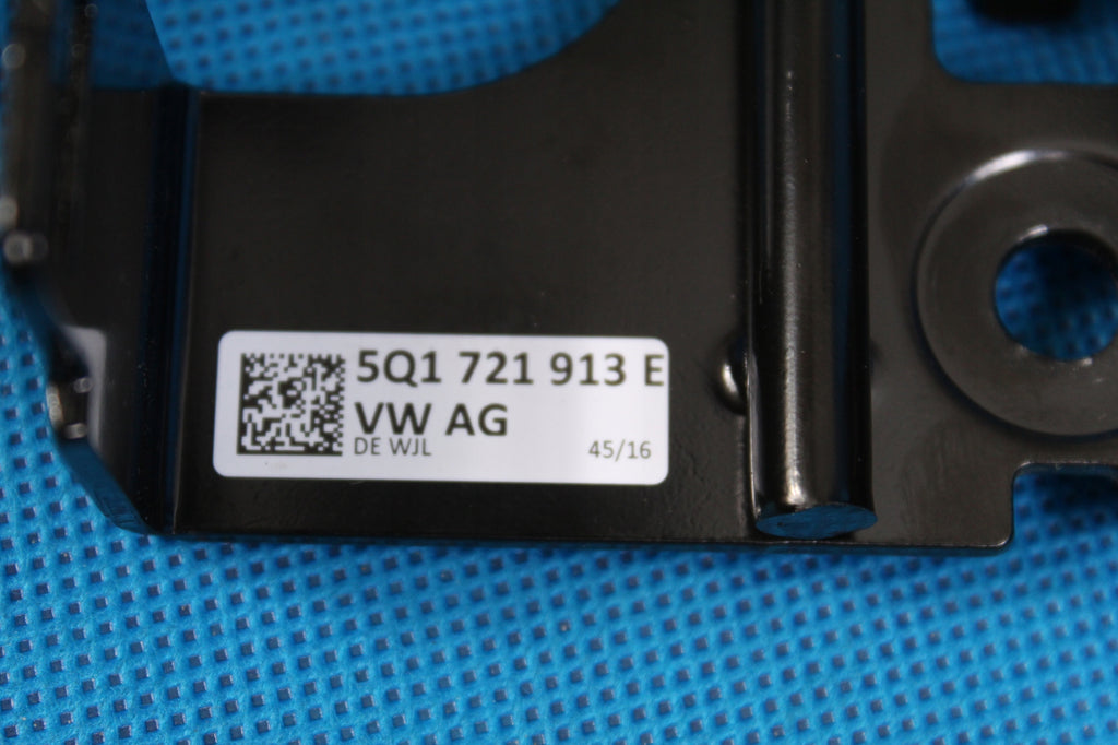 SEAT LEON III FR CRASH SUPPORT 5Q1721913E 2016R