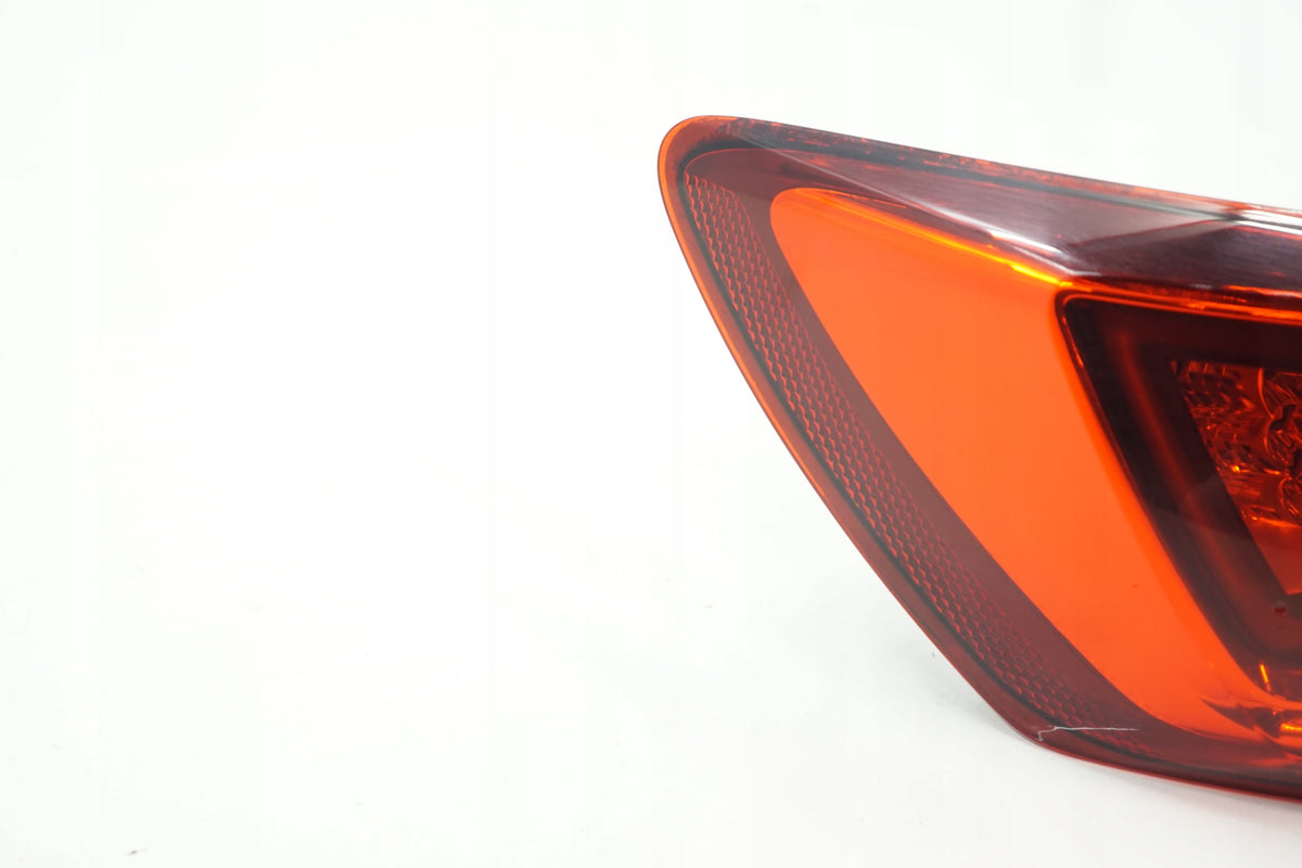SEAT LEON III HB 15R LAMP LEFT REAR 5F0945207E