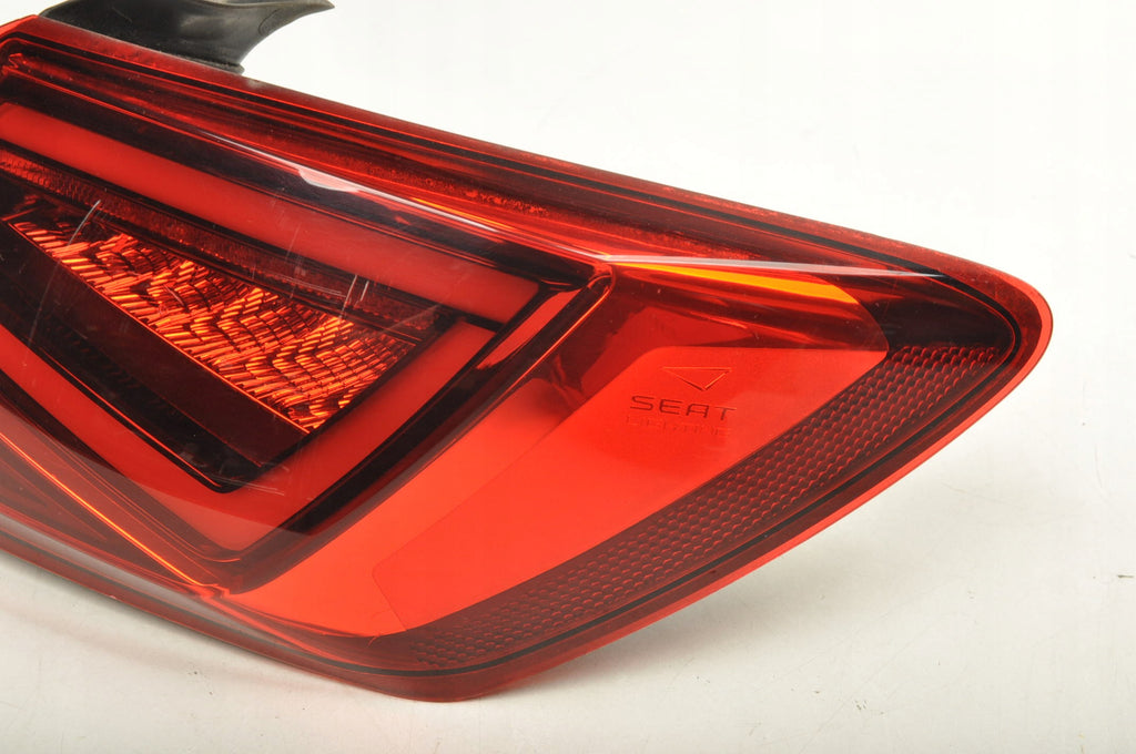 SEAT LEON III LAMP RIGHT REAR FR LIFT HB 5D 5F0945208F