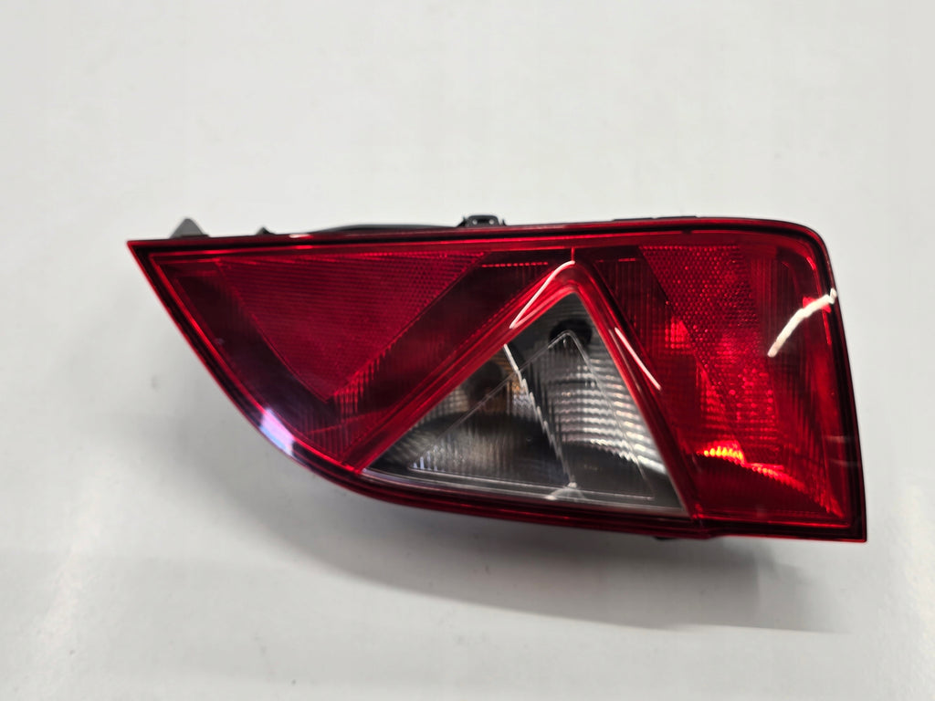 SEAT MII 3D 11R LAMP RIGHT REAR ANGLIK UK 1SL945096J