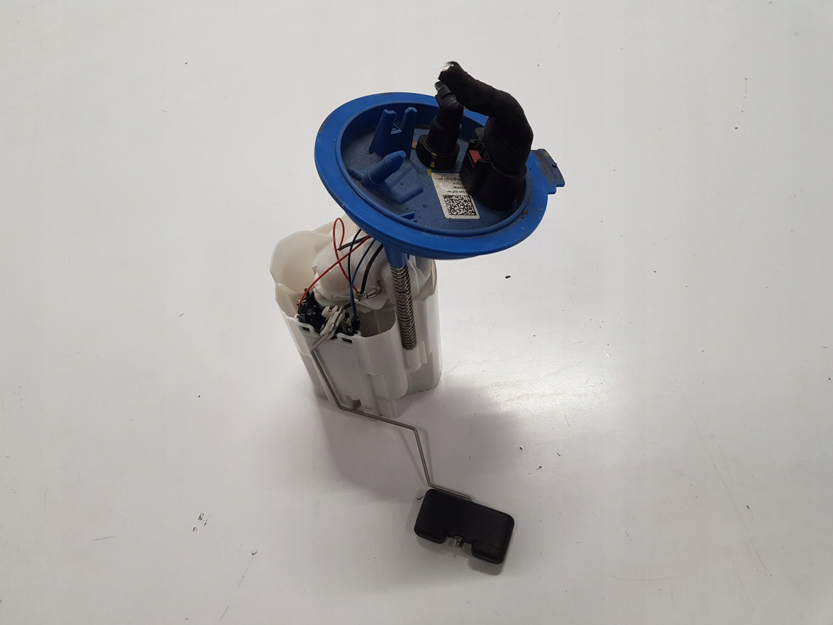SKODA A3 8V OCTAVIA III FUEL PUMP 1.2TSI 5Q0919051M
