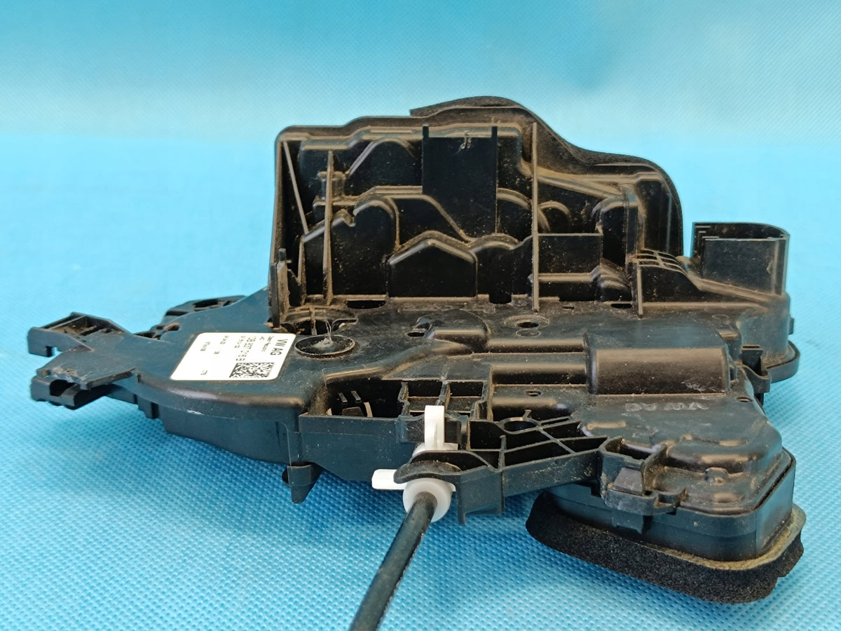 SKODA FABIA 4 MONTE CARLO 1.5TSI 2023 R DOOR LOCK RIGHT FRONT 10B837016B