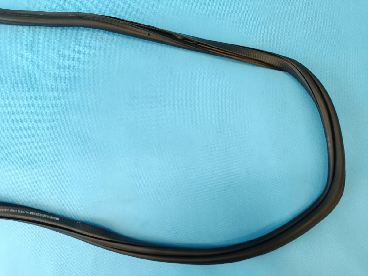 SKODA FABIA 4 MONTE CARLO 1.5TSI 2023R DOOR SEAL RIGHT REAR 6VE867368B