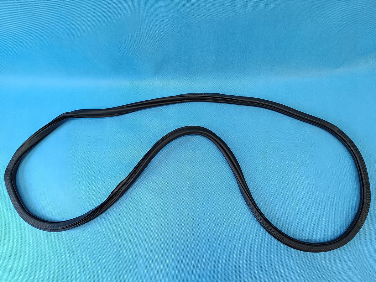 SKODA FABIA 4 MONTE CARLO 1.5TSI 2023R DOOR SEAL RIGHT REAR 6VE867368B