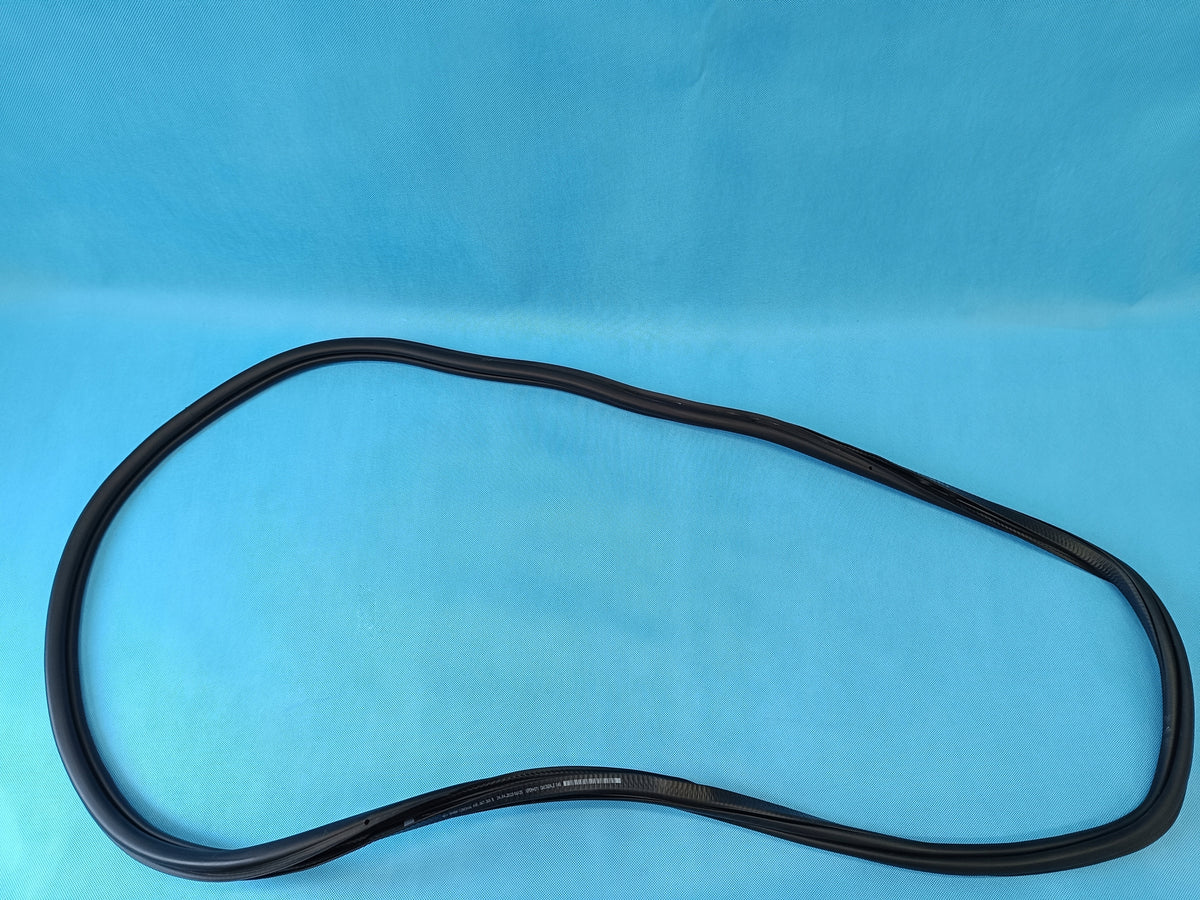 SKODA FABIA 4 MONTE CARLO 1.5TSI 2023R DOOR SEAL RIGHT REAR 6VE867368B