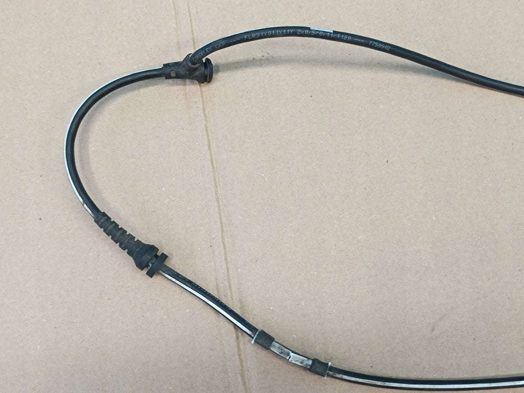 SKODA FABIA 4 MONTE CARLO 2023R BEAM SPEED SENSOR LEFT REAR 2Q0927904E