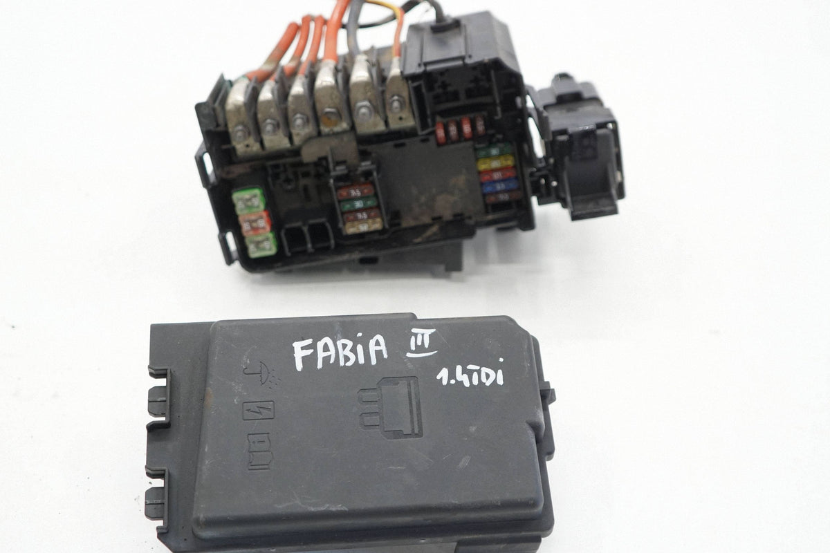 SKODA FABIA III 16R 1.4 TDI BOX FUSE BOX 6C0907361F