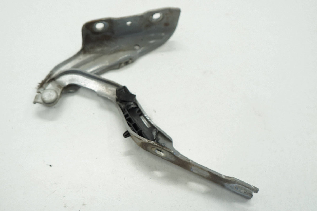 SKODA FABIA III 16R MASK HINGE RIGHT FRONT LF7A 6V0823302