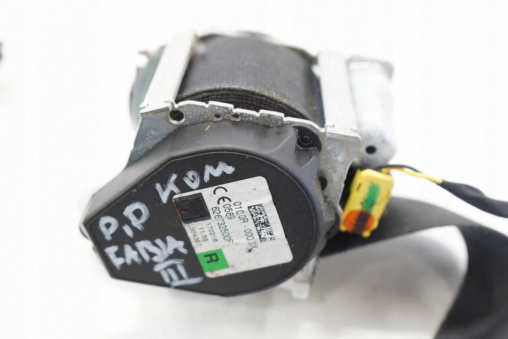 SKODA FABIA III 16R SAFETY BELT RIGHT FRONT 6V0857702A