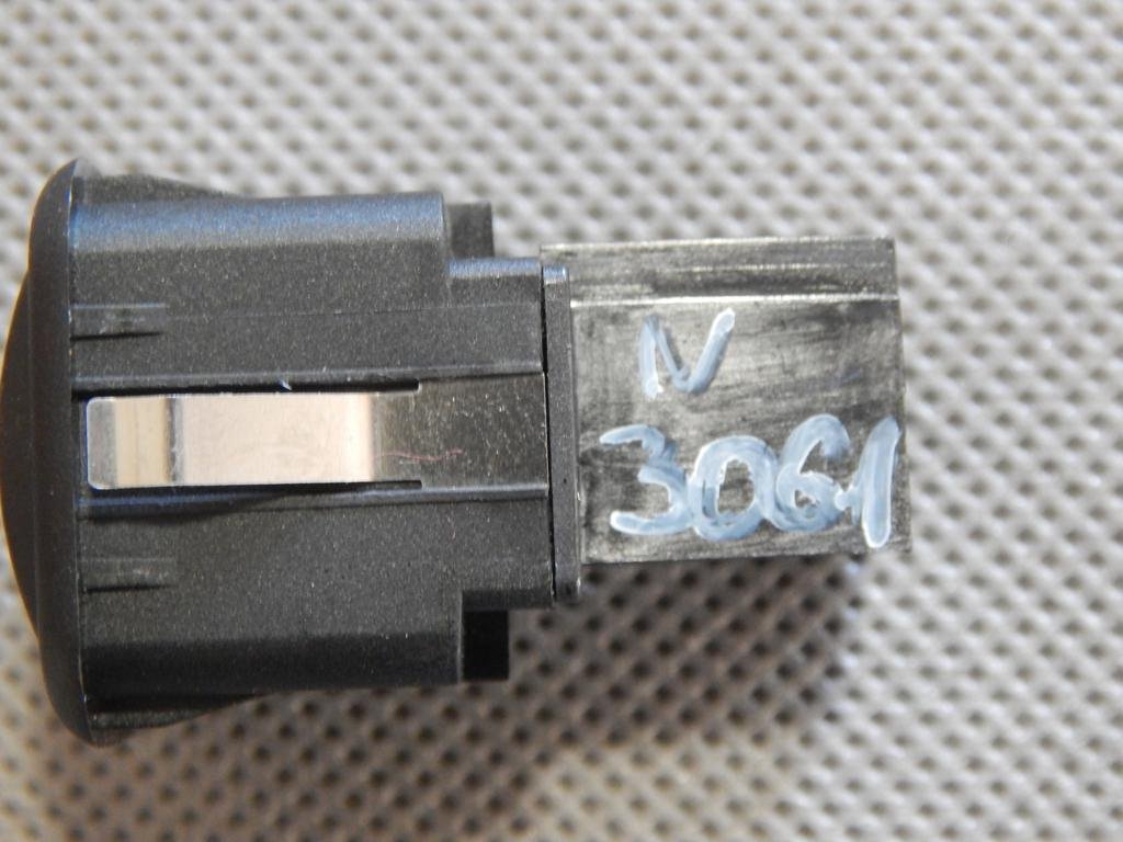 SKODA FABIA III ALARM SWITCH 5JA962109