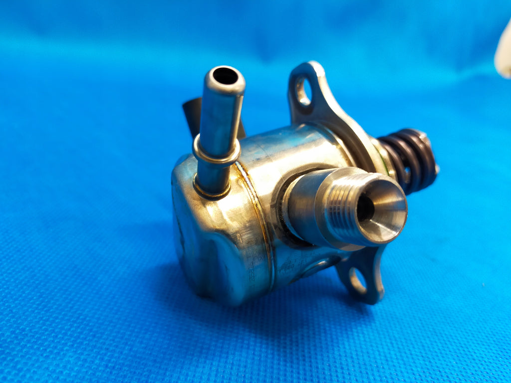 SKODA KAMIQ 2023 R 1.5 TSI 110KW FUEL PUMP 05E127027L