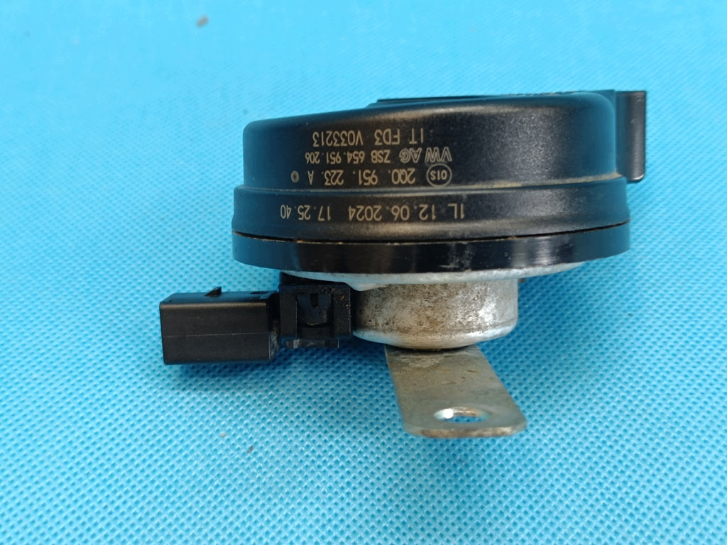 SKODA KAMIQ 2024 R LIFT 1,5 TSI 110KW TWEETER HORN 2Q0951223A