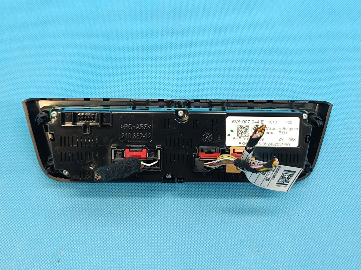 SKODA KAMIQ 2024R LIFT 1,5TSI DXDE AIR CONDITIONING PANEL 6VA907044E 654819075A