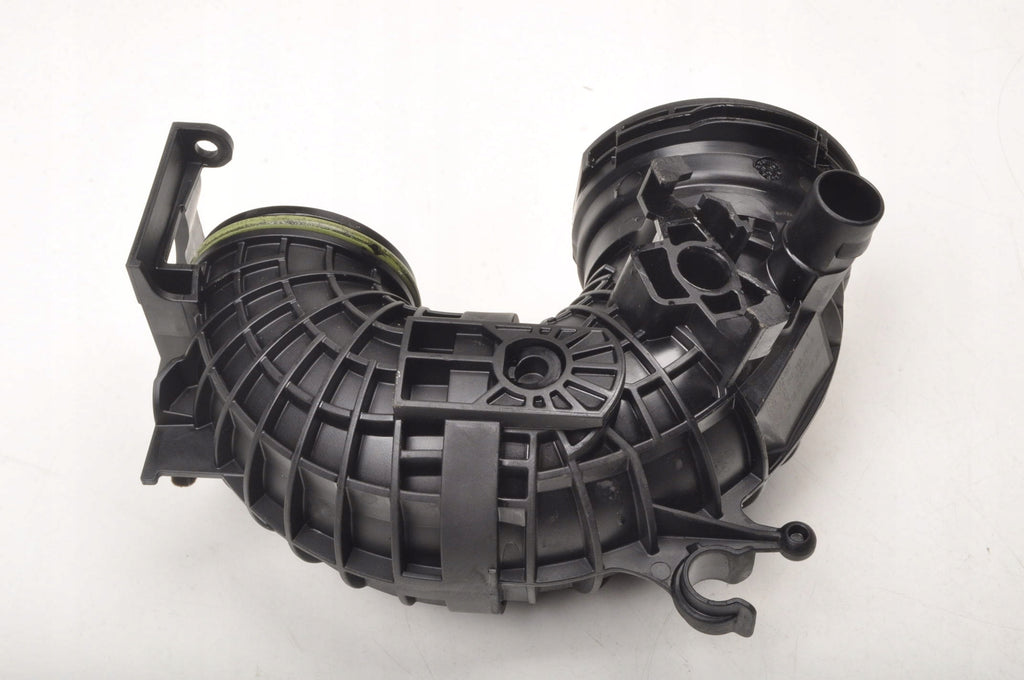 SKODA KAMIQ OCTAVIA IV 1.5 TSI 150KM AIR INTAKE PIPE 04E145641D 2022R