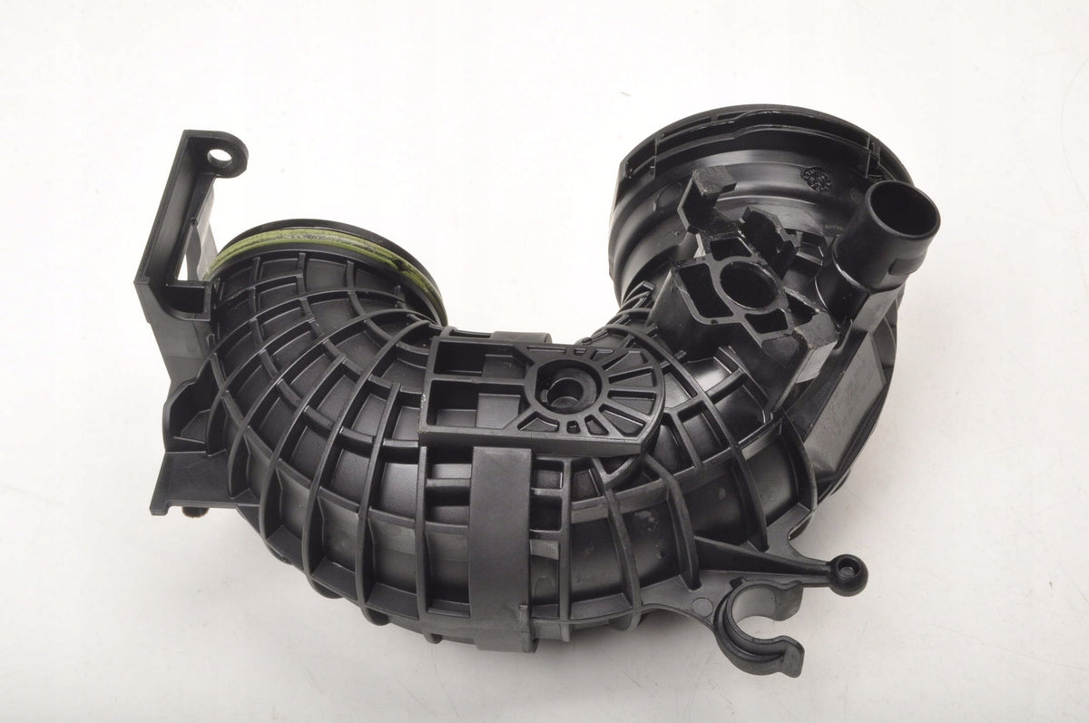 SKODA KAMIQ OCTAVIA IV 1.5 TSI 150KM AIR INTAKE PIPE 04E145641D 2022R