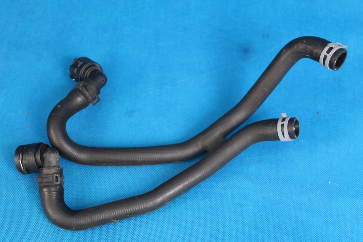 SKODA KAROQ 1,0 TSI HOSE WATER HOSE 5Q0121156D 2021R
