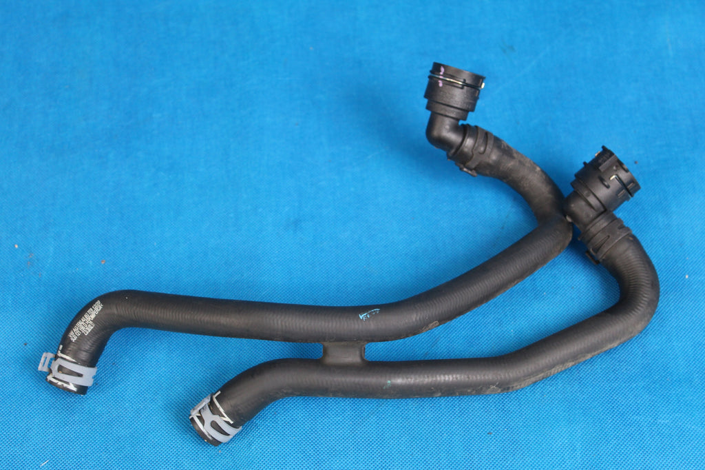 SKODA KAROQ 1,0 TSI HOSE WATER HOSE 5Q0121156D 2021R