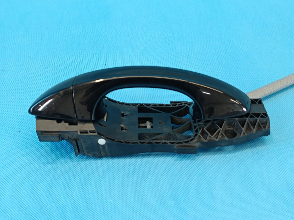 SKODA KAROQ 1,5TSI 110KW 2020R DOOR HANDLE LEFT REAR 5G0837205N 5N0839885H