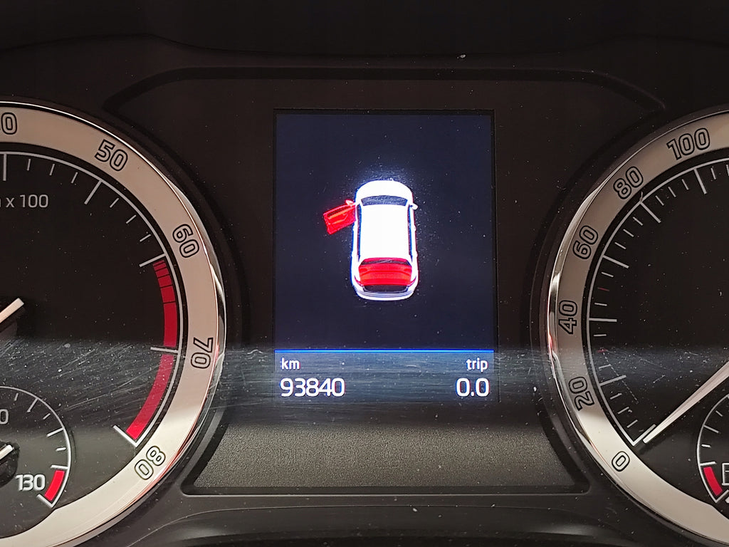 SKODA KAROQ 2020R 1,5 TSI 110KW COUNTER CLOCKS 565920750C