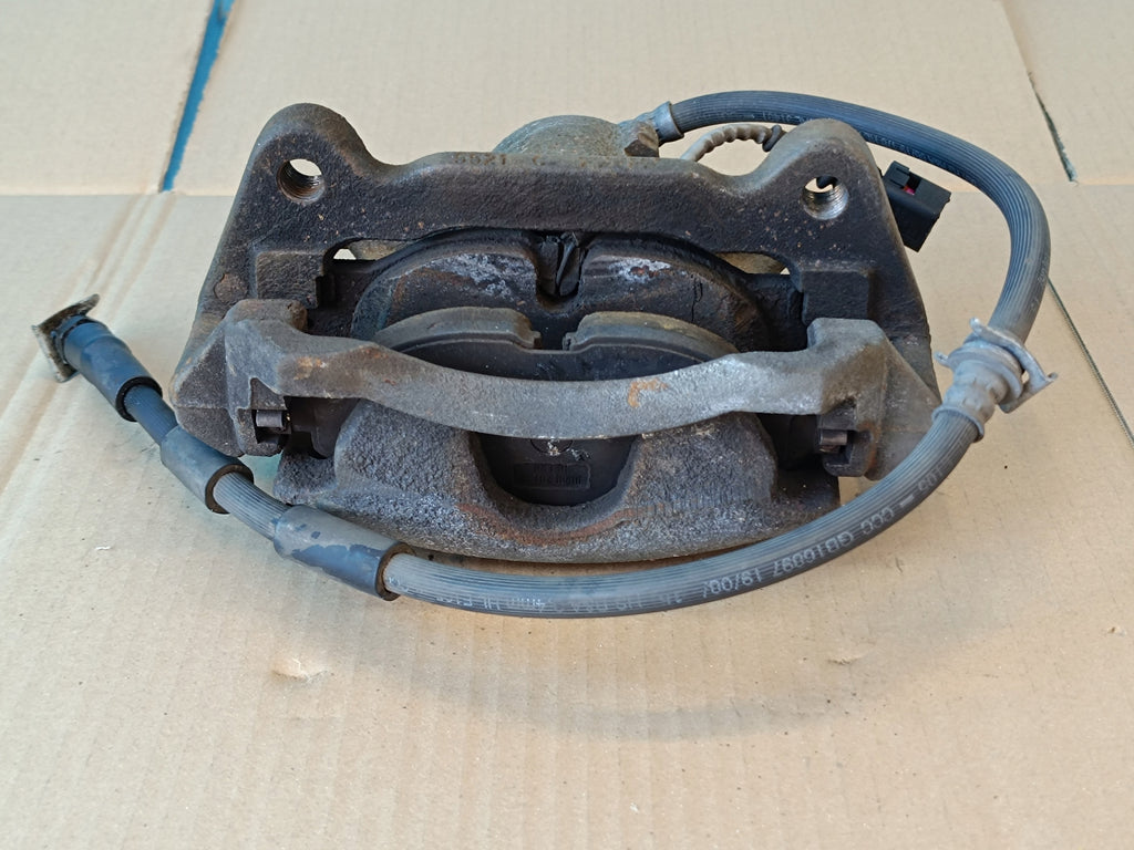 SKODA KAROQ 20R 1,5 TSI 110KW BRAKE CALIPER RIGHT FRONT 8V0615124 288x25
