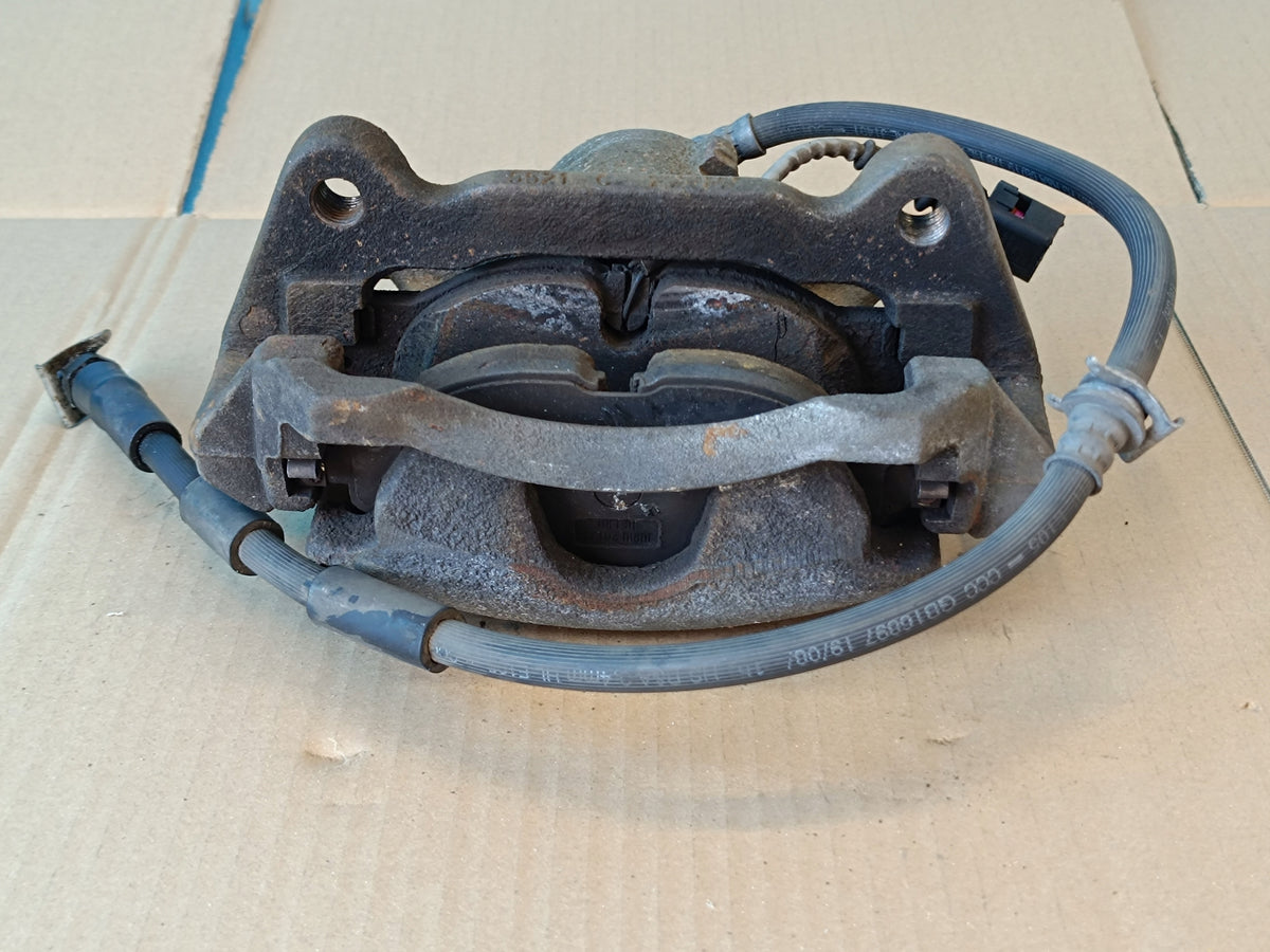 SKODA KAROQ 20R 1,5 TSI 110KW BRAKE CALIPER RIGHT FRONT 8V0615124 288x25