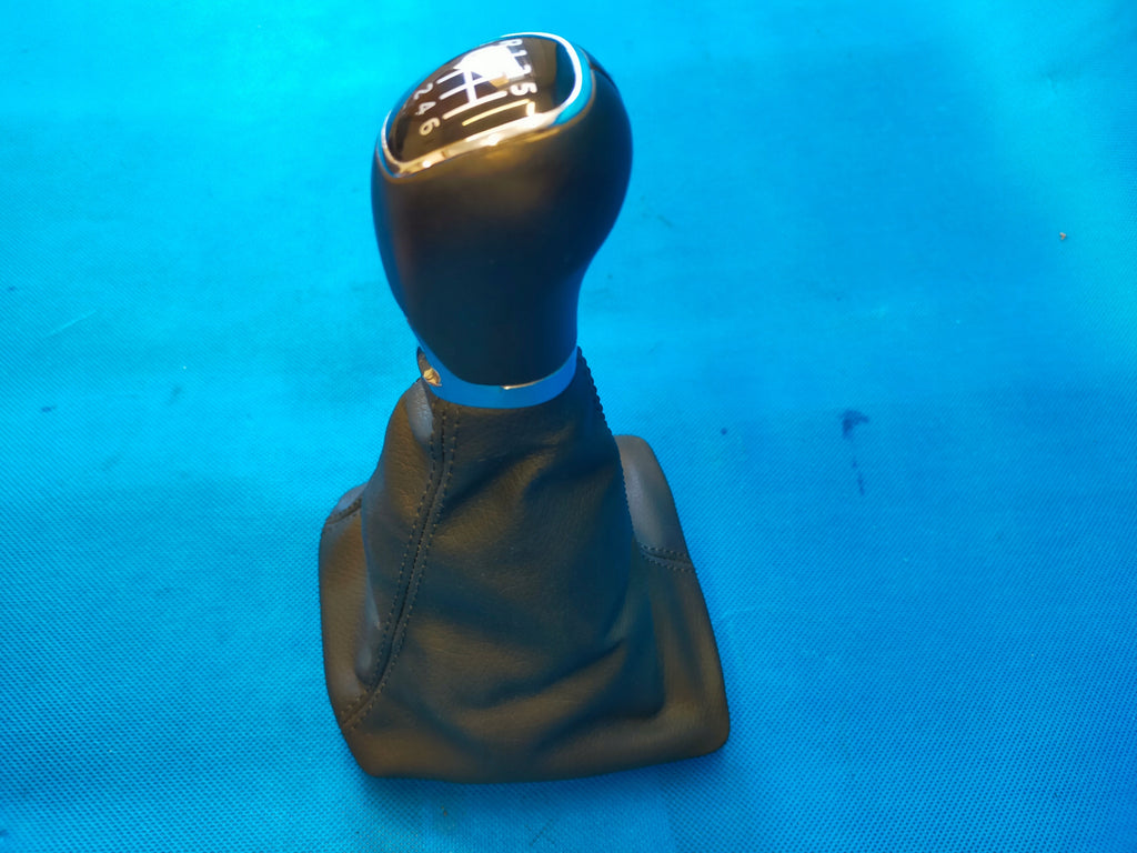 SKODA KAROQ KAR 2018R 1.0 TSI 85KW SHIFT KNOB BELLOWS 566711113M