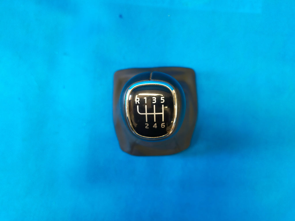 SKODA KAROQ KAR 2018R 1.0 TSI 85KW SHIFT KNOB BELLOWS 566711113M