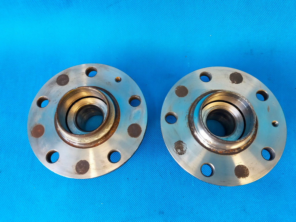 SKODA KAROQ KAR 2018R 1.0 TSI 85KW WHEEL HUB 8V0598611A