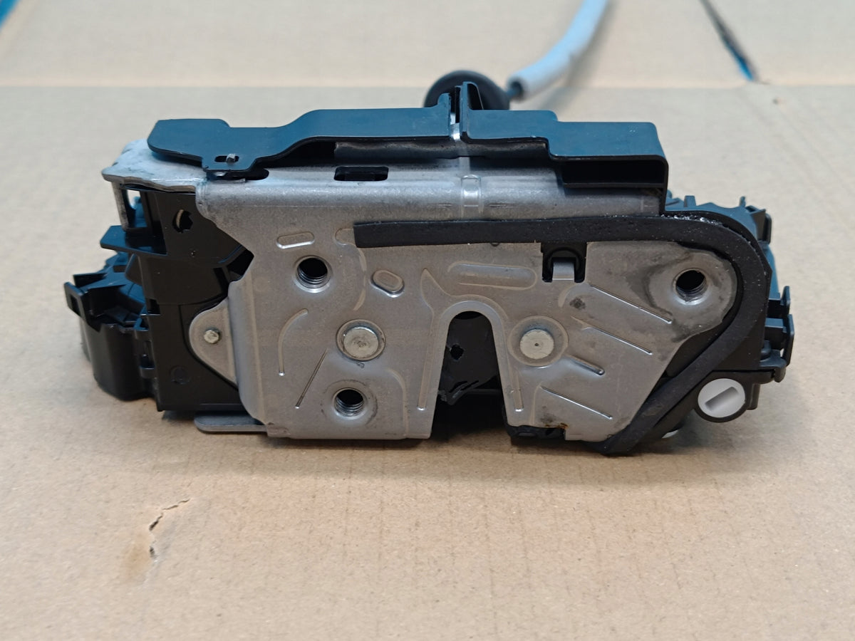 SKODA KAROQ LIFT 1.5 TSI 110KW 2023 R DOOR LOCK LEFT REAR 5TA839015Q