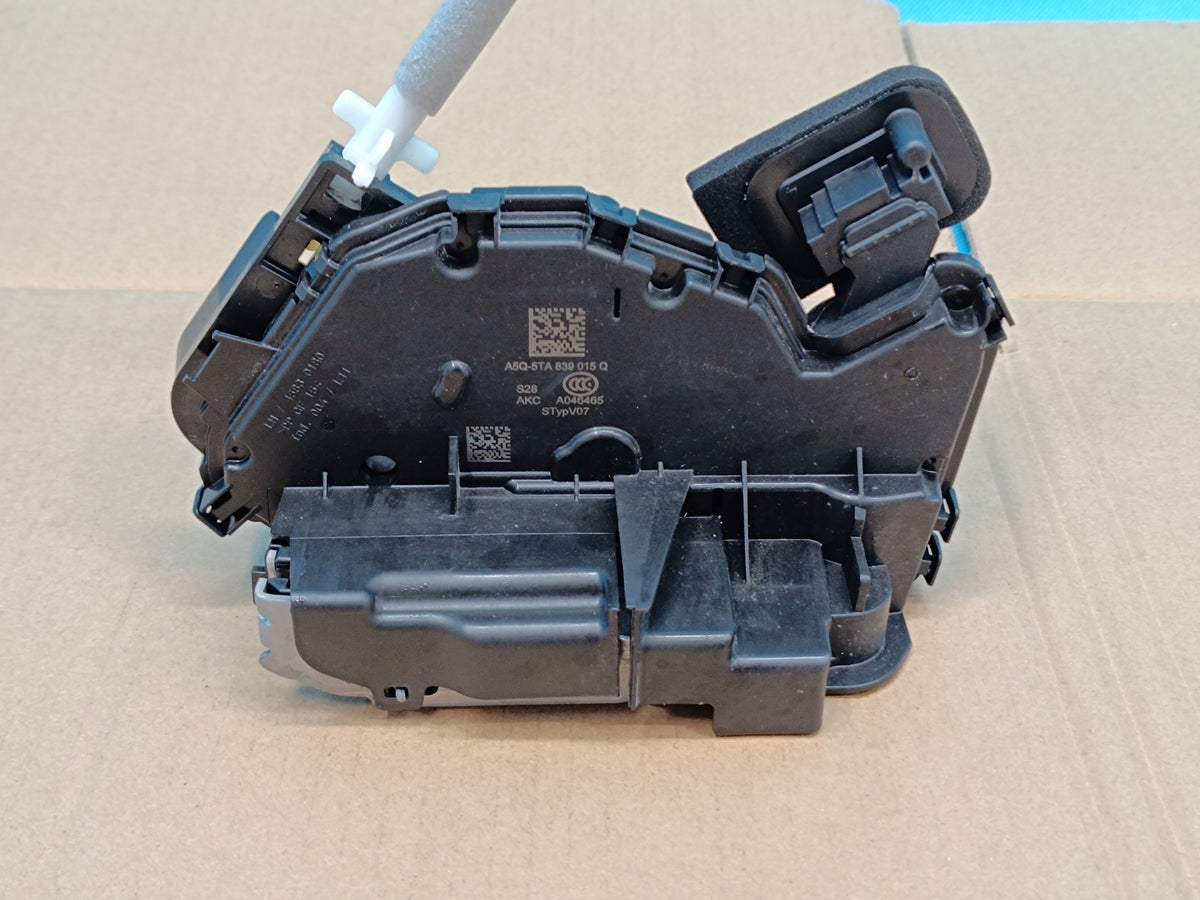 SKODA KAROQ LIFT 1.5 TSI 110KW 2023 R DOOR LOCK LEFT REAR 5TA839015Q
