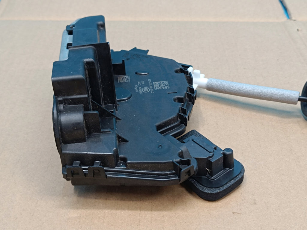 SKODA KAROQ LIFT 1.5 TSI 110KW 2023 R DOOR LOCK LEFT REAR 5TA839015Q