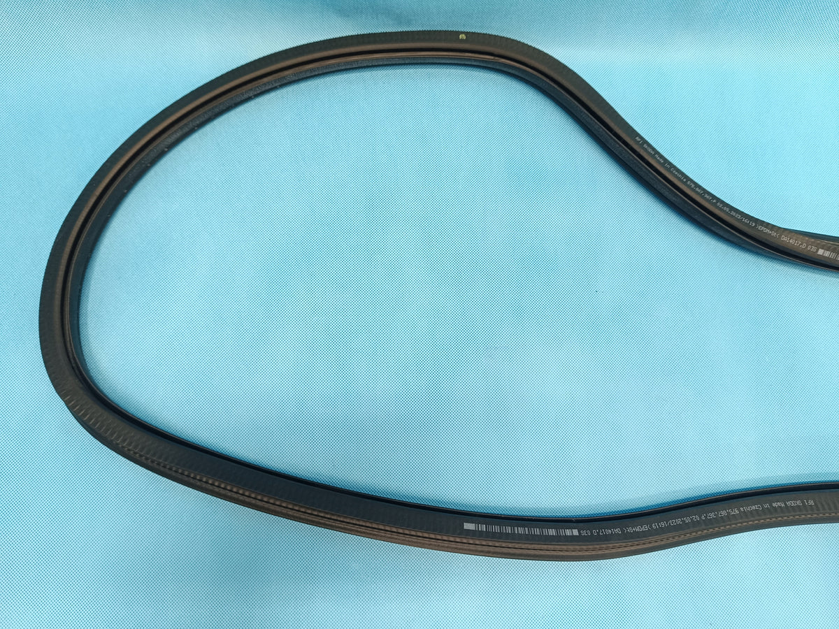 SKODA KAROQ LIFT 1.5 TSI 110KW 2023 R DOOR SEAL LEFT REAR 575867367P