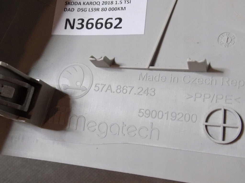SKODA KAROQ POST COVER LEFT 57A867243