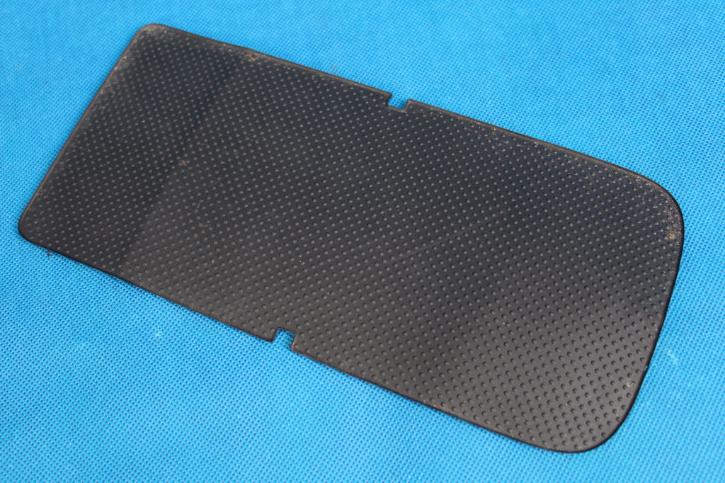 SKODA KAROQ RUBBER INSERT CENTER CONSOLE 2017R 565863301A
