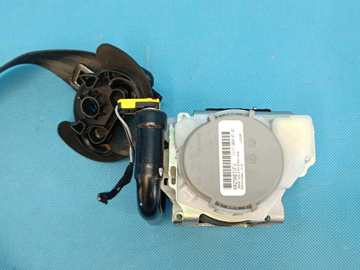 SKODA KAROQ SEAT BELT LEFT FRONT 57A857705 3G0857737DE