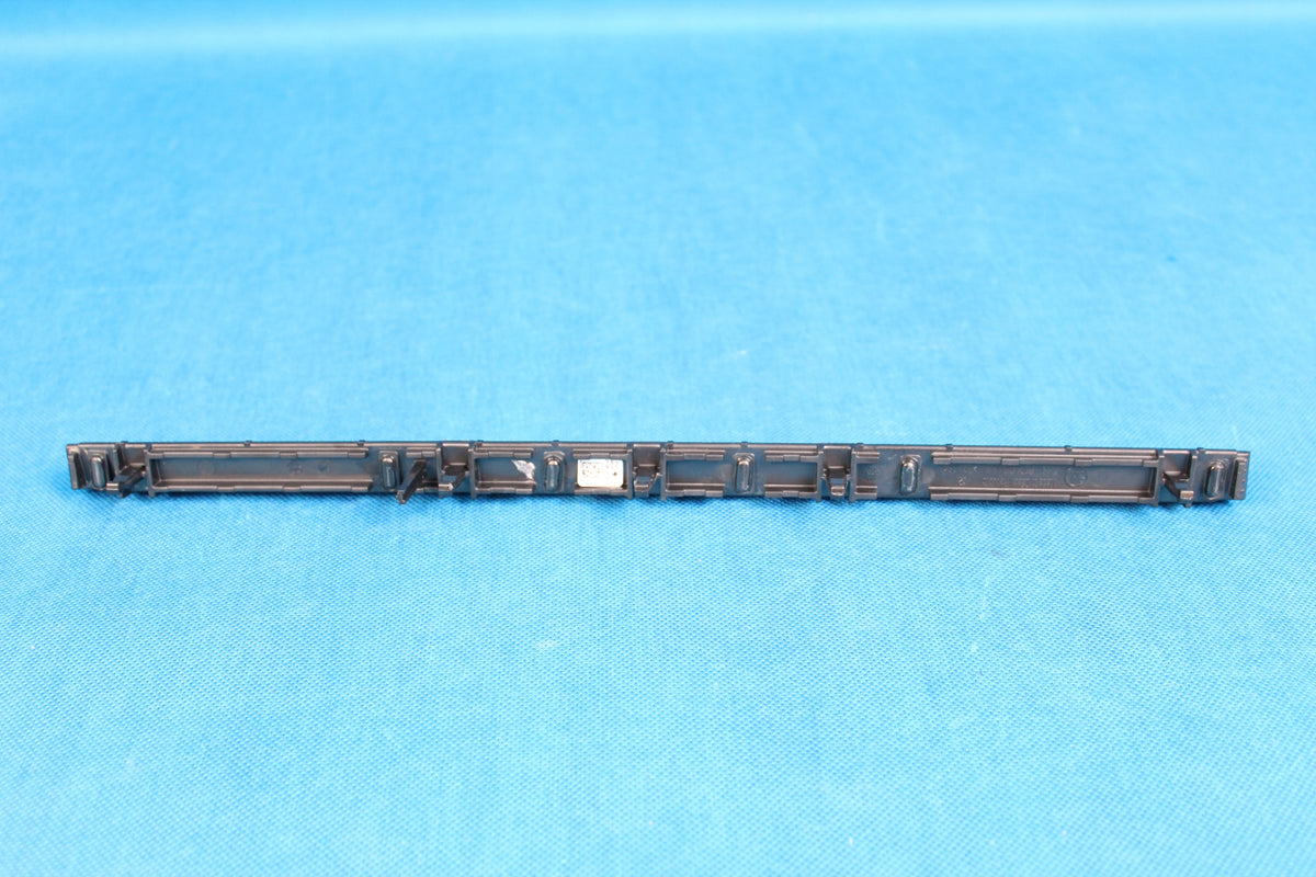 SKODA KAROQ STRIP DASHBOARD DECOR EU 57B858418A 2018R