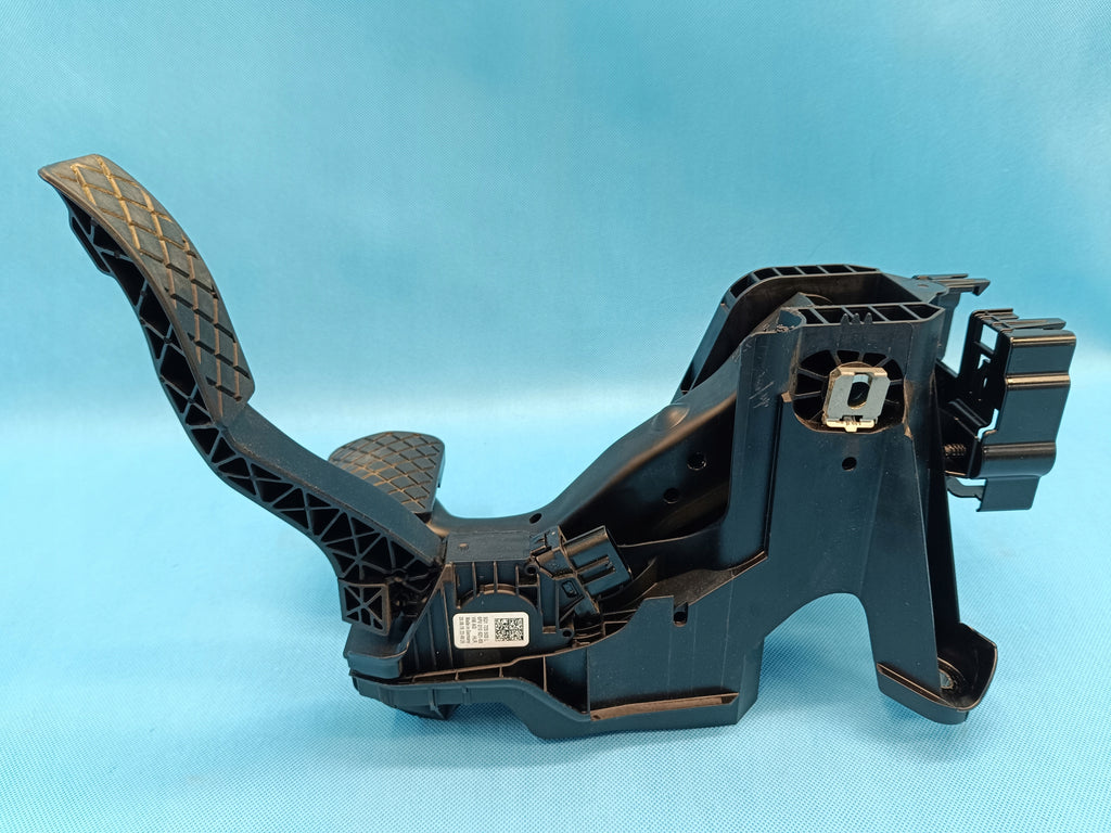 SKODA KODIAQ 1 1.5 TSI 110KW 2020 R FRAME GAS BRAKE PEDAL 5Q1723058BP