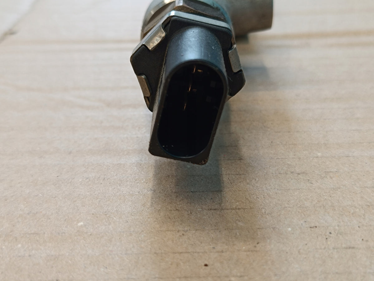 SKODA KODIAQ 1 1.5 TSI 110KW DADA 2019 R INJECTION RAIL SENSOR 05E133320