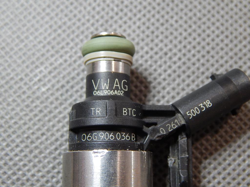 SKODA KODIAQ 2.0 TSI INJECTION INJECTOR 06G906036B