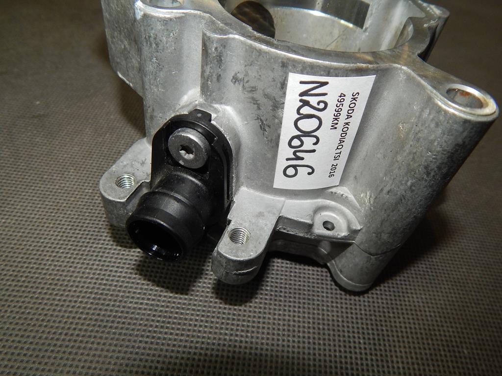 SKODA KODIAQ 2.0 TSI VACUUM PUMP 06K145100AB
