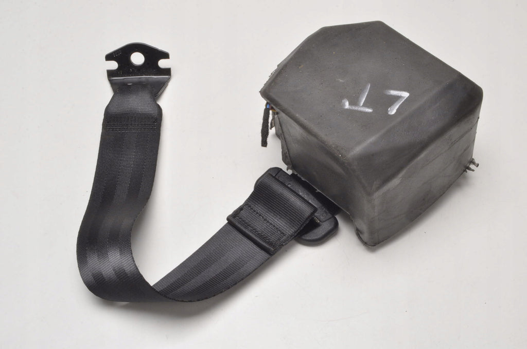 SKODA MERGES SEAT BELT LEFT REAR 2 ROW 3066322