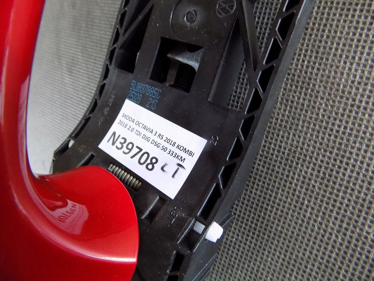 SKODA OCTAVIA 3 HANDLE LEFT REAR LF3P 5G0837205