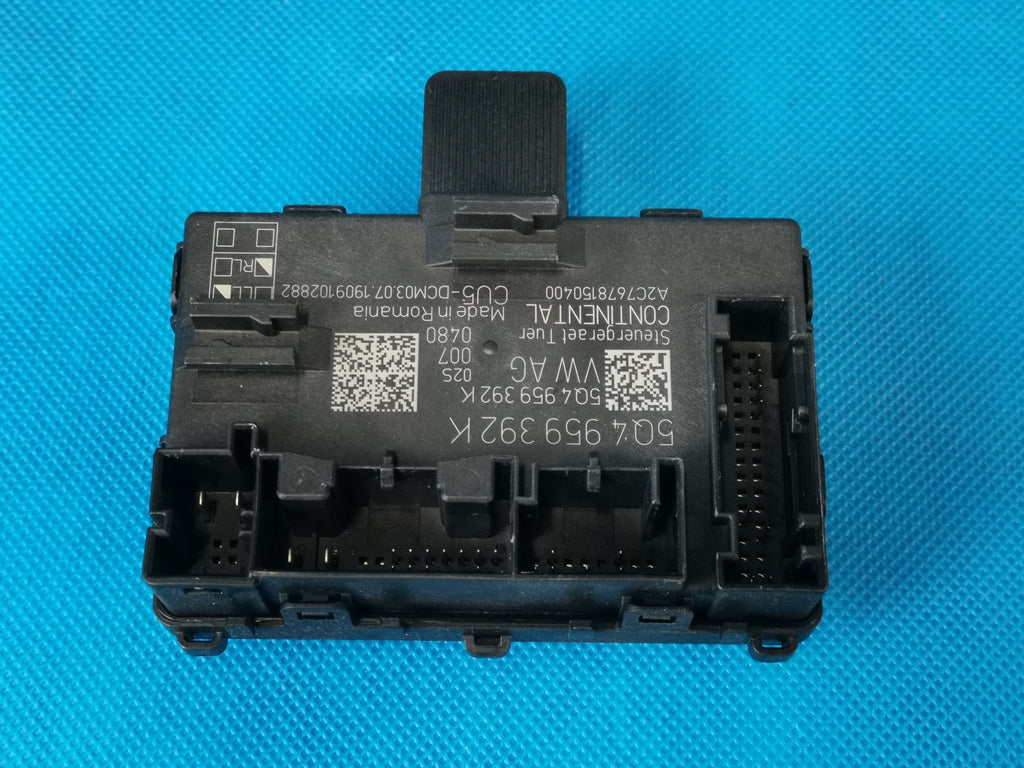 SKODA OCTAVIA 3 III LIFT 2020R 2.0TDI DOOR MODULE RIGHT FRONT 5Q4959392K