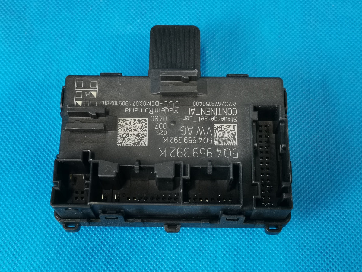 SKODA OCTAVIA 3 III LIFT 2020R 2.0TDI DOOR MODULE RIGHT FRONT 5Q4959392K